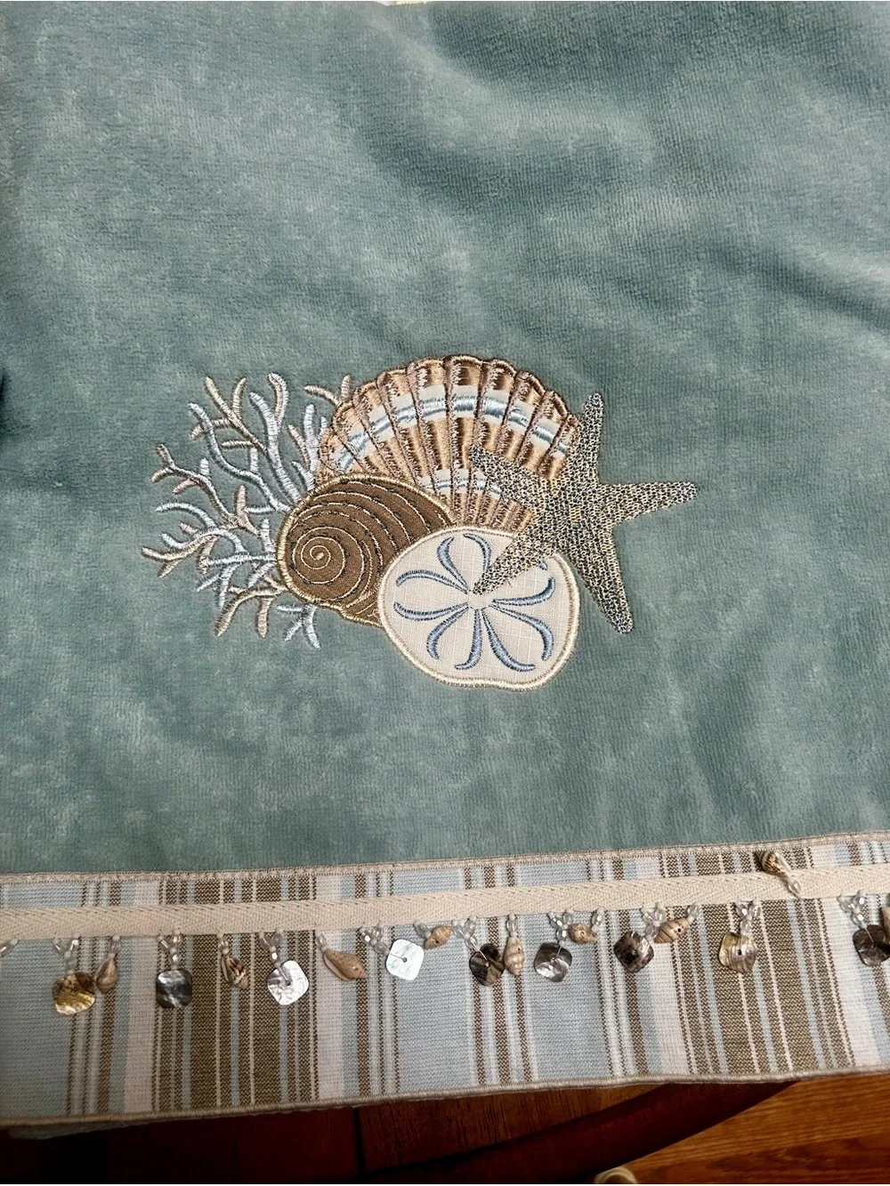 Coastal Shell Embroidered Bath Towel Set